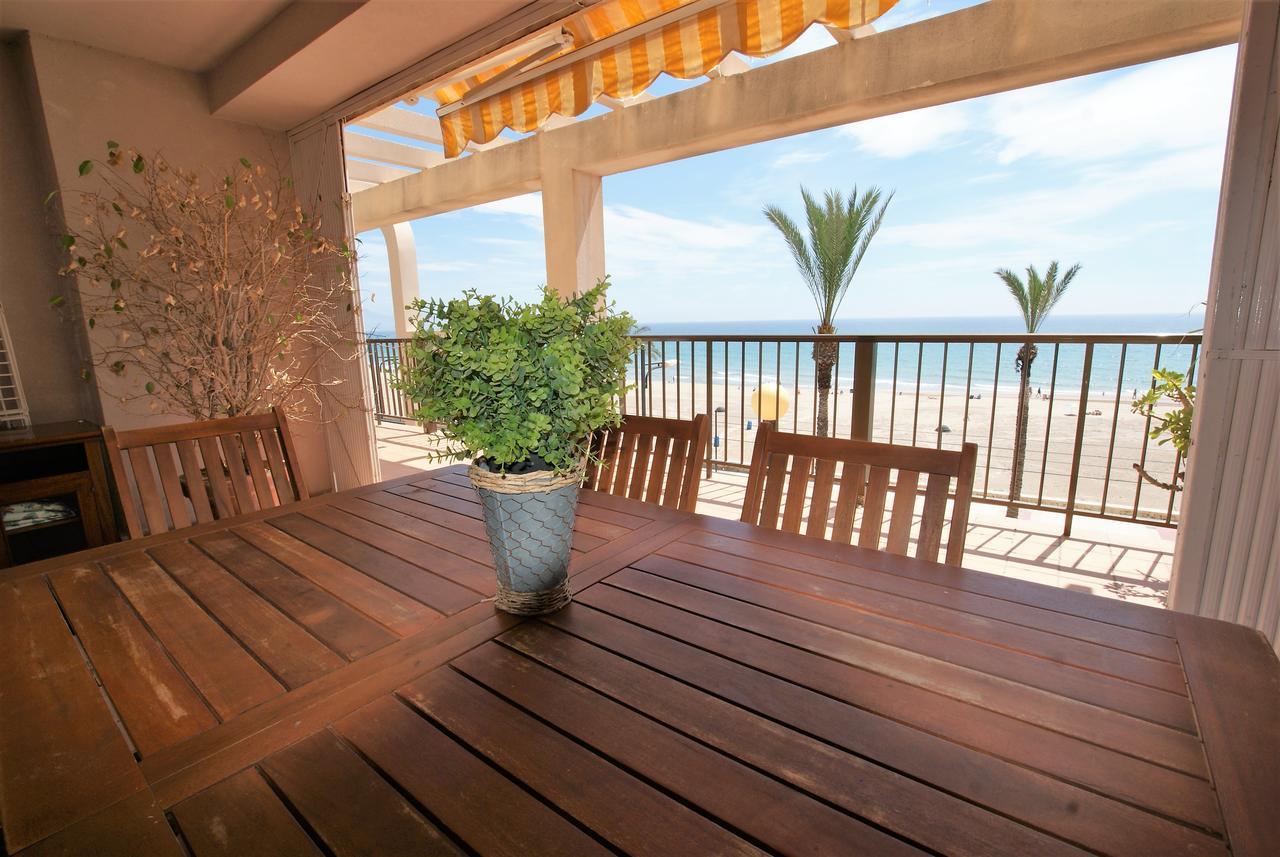 אל קאמפיו Myflats Mediterranean View מראה חיצוני תמונה